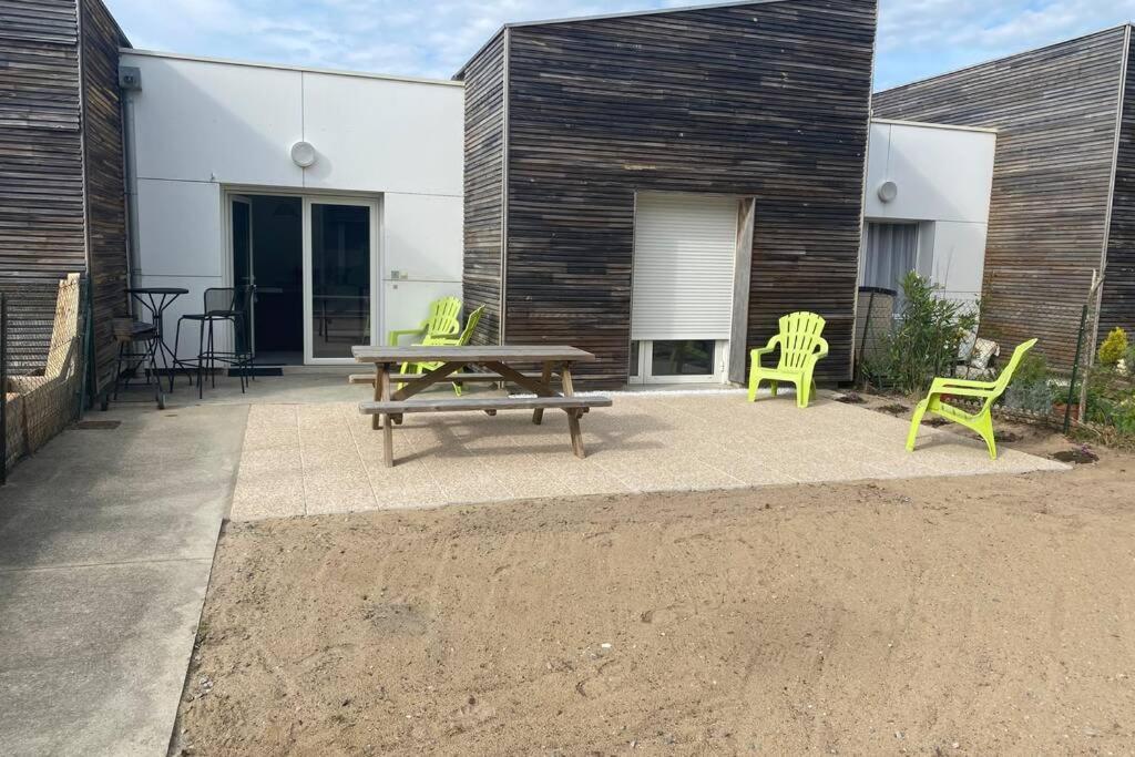 Rez De Chaussee Bord De L Ocean Apartment *