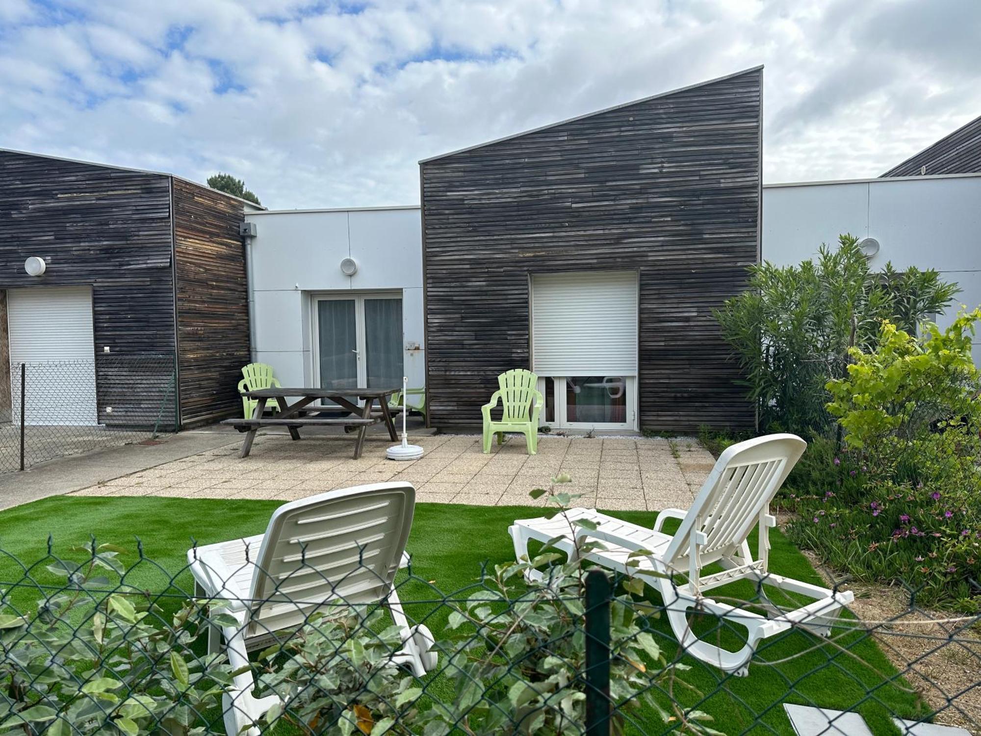 Rez De Chaussee Bord De L Ocean Apartment *